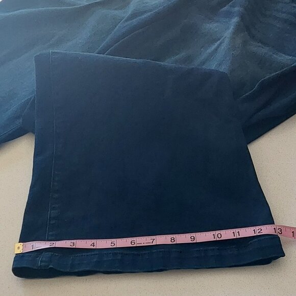 Torrid Dark Wash Bombshell Flare Super Soft High Rise Jeans Women's Size 26T - Picture 13 of 16